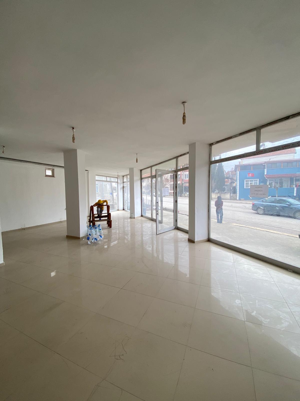 MABEL SUİT'TEN MÜKEMMEL LOKASYON'DA KİRALIK DÜKKAN